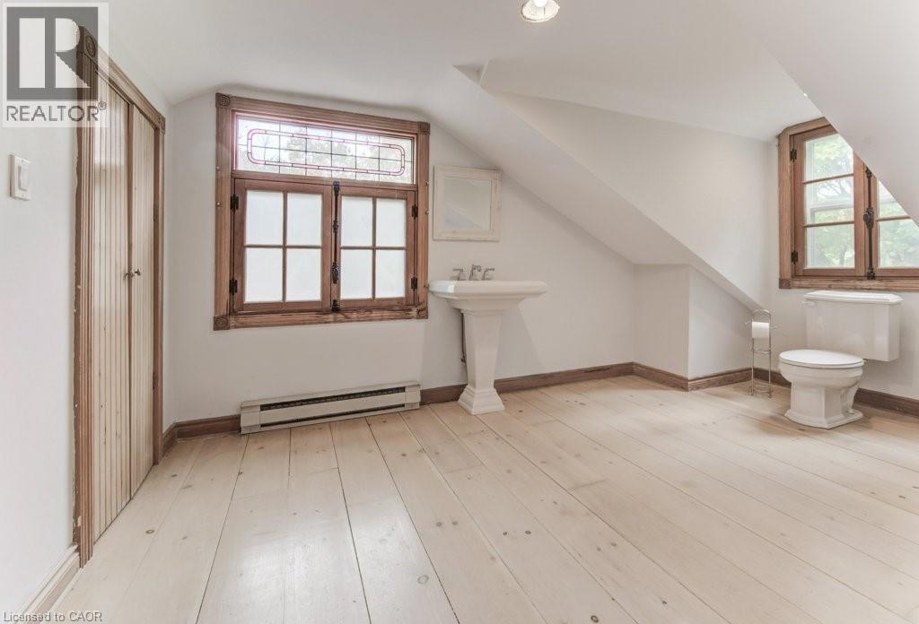 177 Piper Street, Ayr, ON - Indoor