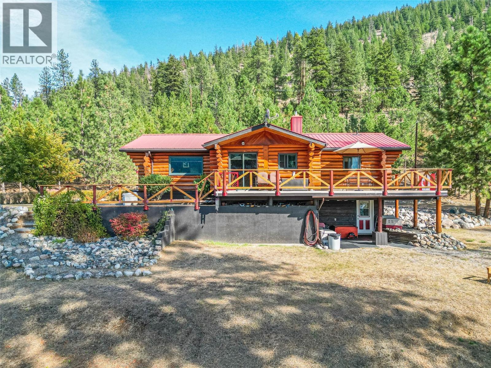 7969 Yellowhead Highway, Kamloops, BC - Outdoor