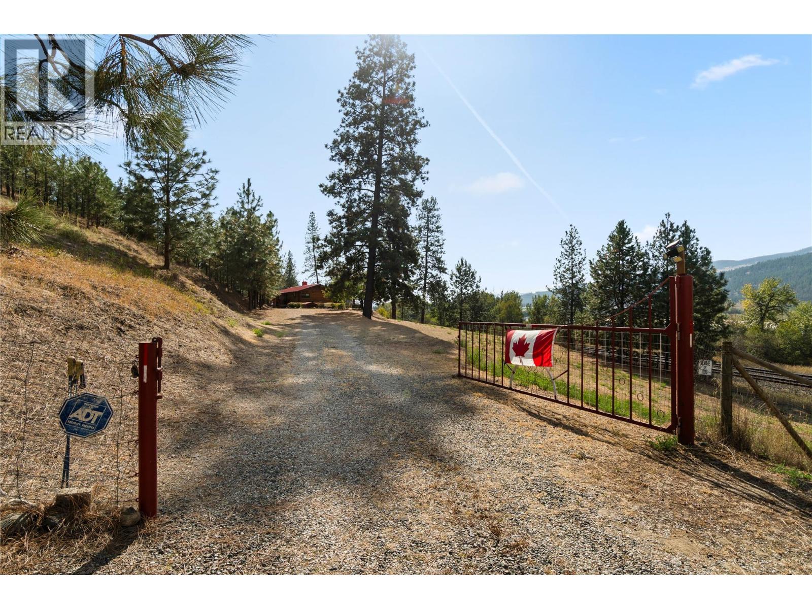 7969 Yellowhead Highway, Kamloops, BC - Outdoor