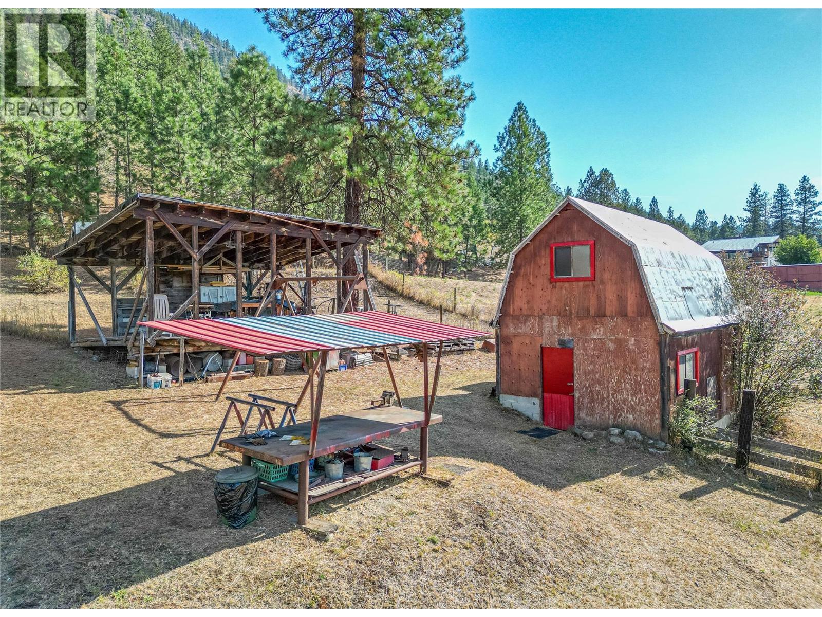 7969 Yellowhead Highway, Kamloops, BC - Outdoor