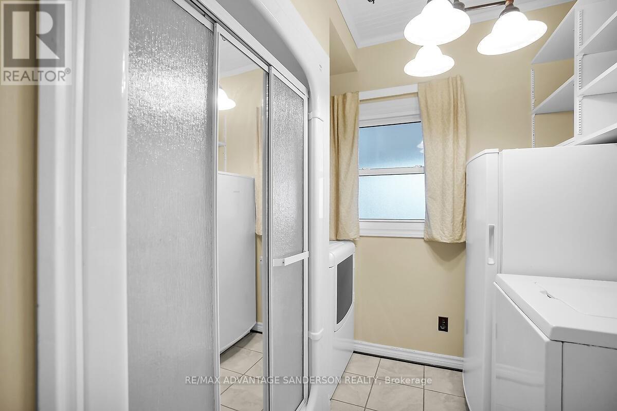 8523 Townsend Line, Lambton Shores (Arkona), ON - Indoor