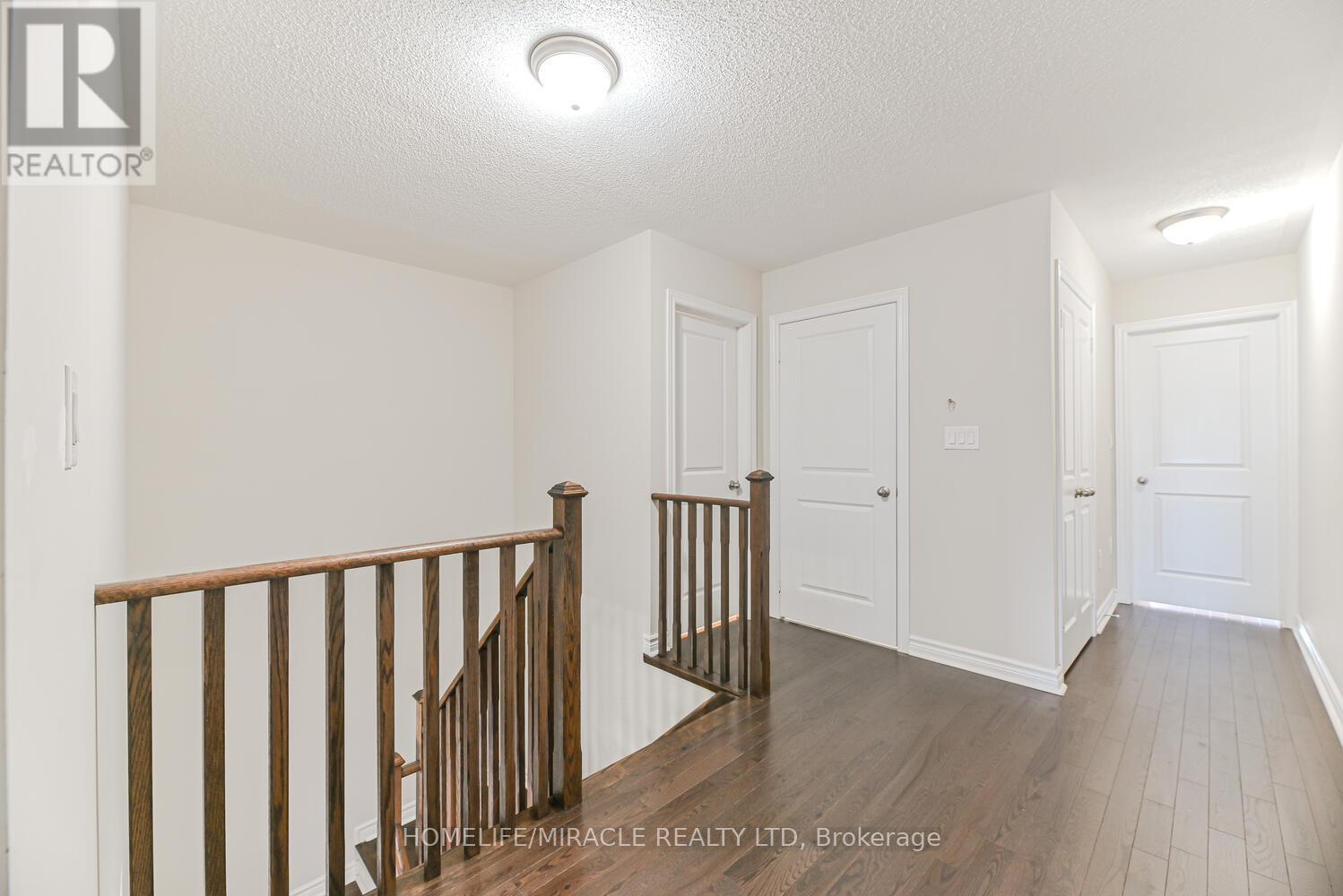 35 Finegan Circle, Brampton, ON - Indoor Photo Showing Other Room