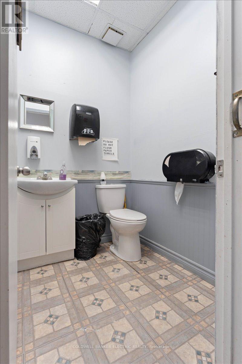 Unit #10 - 833 Chemong Road, Peterborough (Northcrest Ward 5), ON