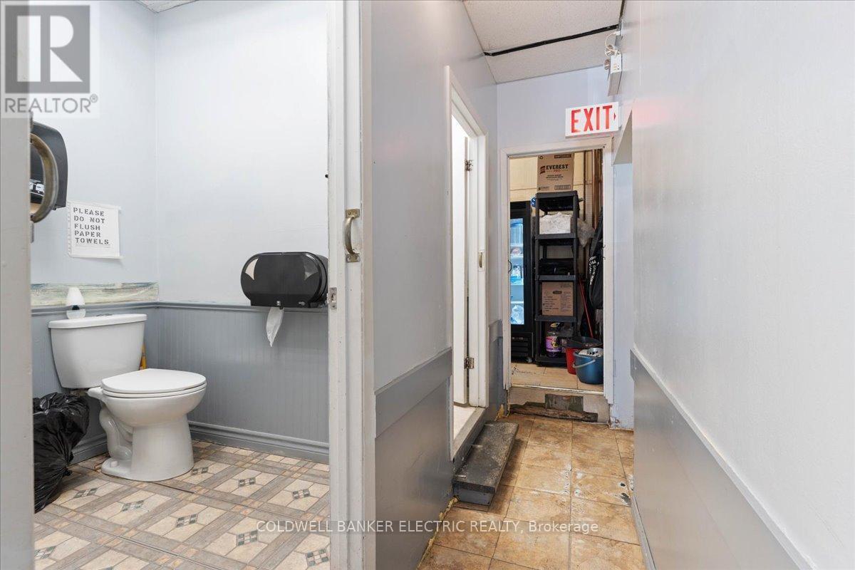 Unit #10 - 833 Chemong Road, Peterborough (Northcrest Ward 5), ON