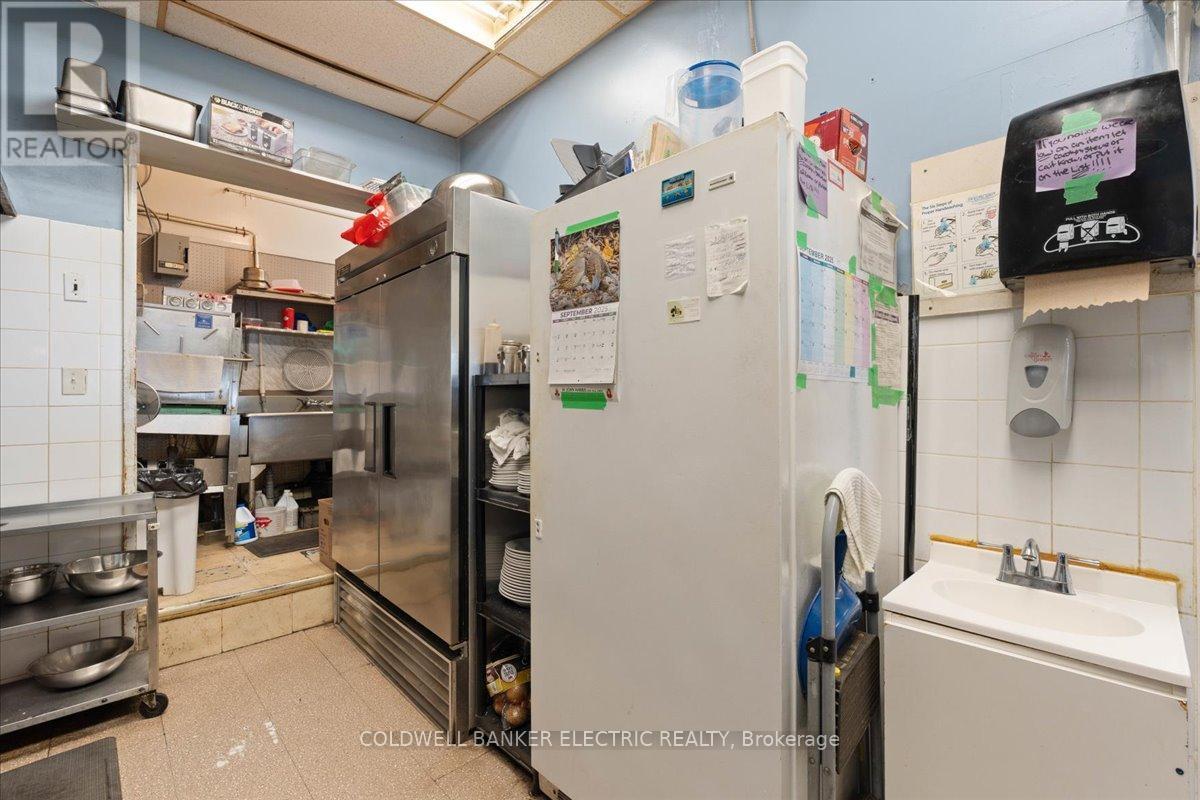 Unit #10 - 833 Chemong Road, Peterborough (Northcrest Ward 5), ON