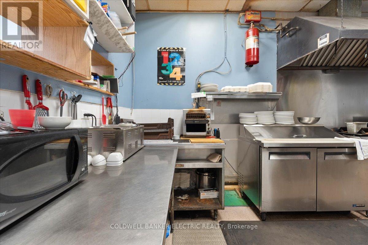 Unit #10 - 833 Chemong Road, Peterborough (Northcrest Ward 5), ON