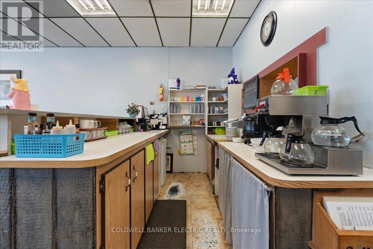 Unit #10 - 833 Chemong Road, Peterborough (Northcrest Ward 5), ON