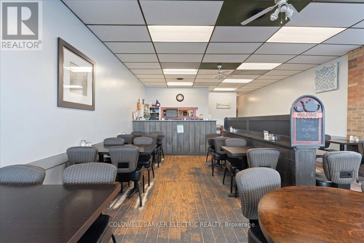 Unit #10 - 833 Chemong Road, Peterborough (Northcrest Ward 5), ON