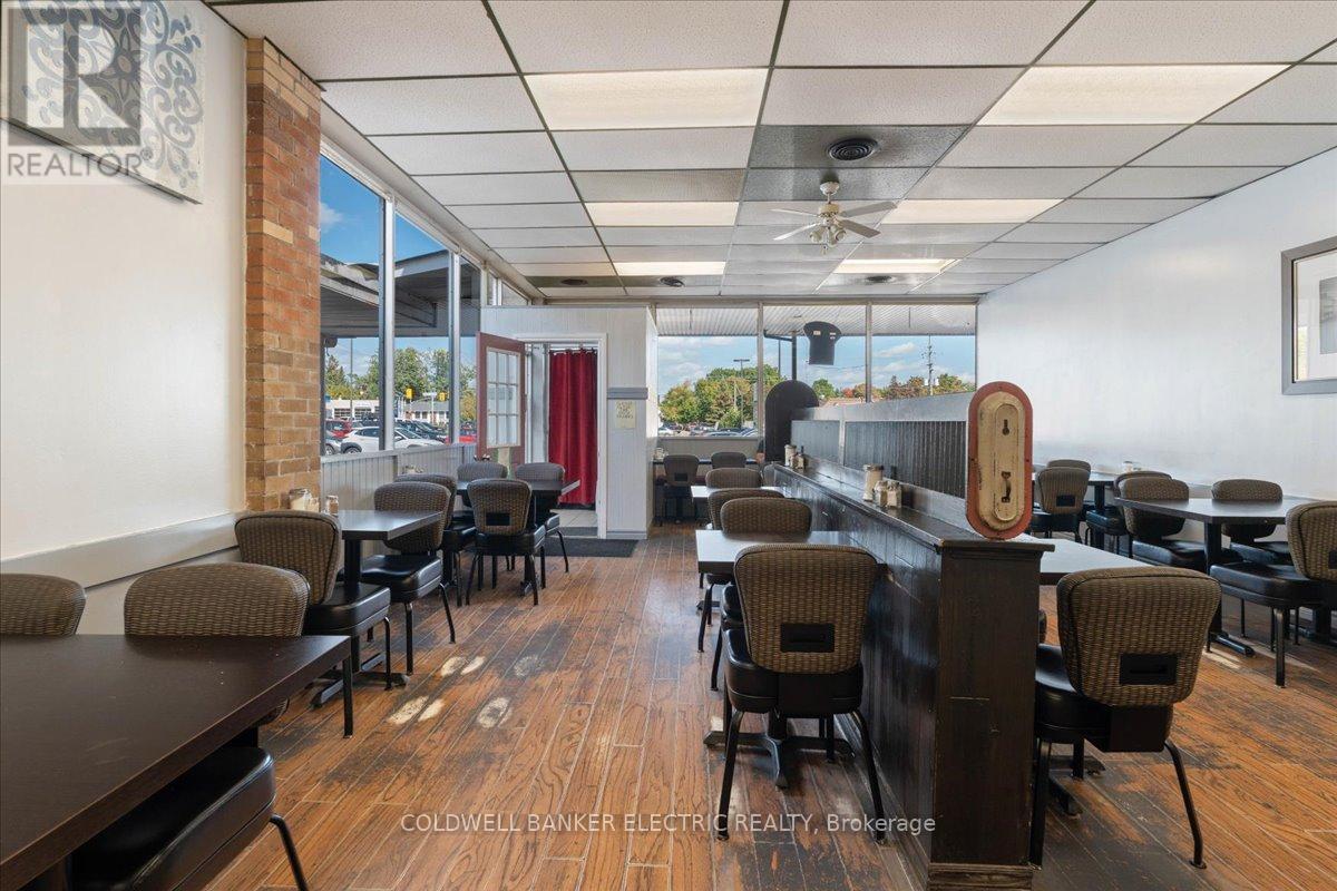 Unit #10 - 833 Chemong Road, Peterborough (Northcrest Ward 5), ON