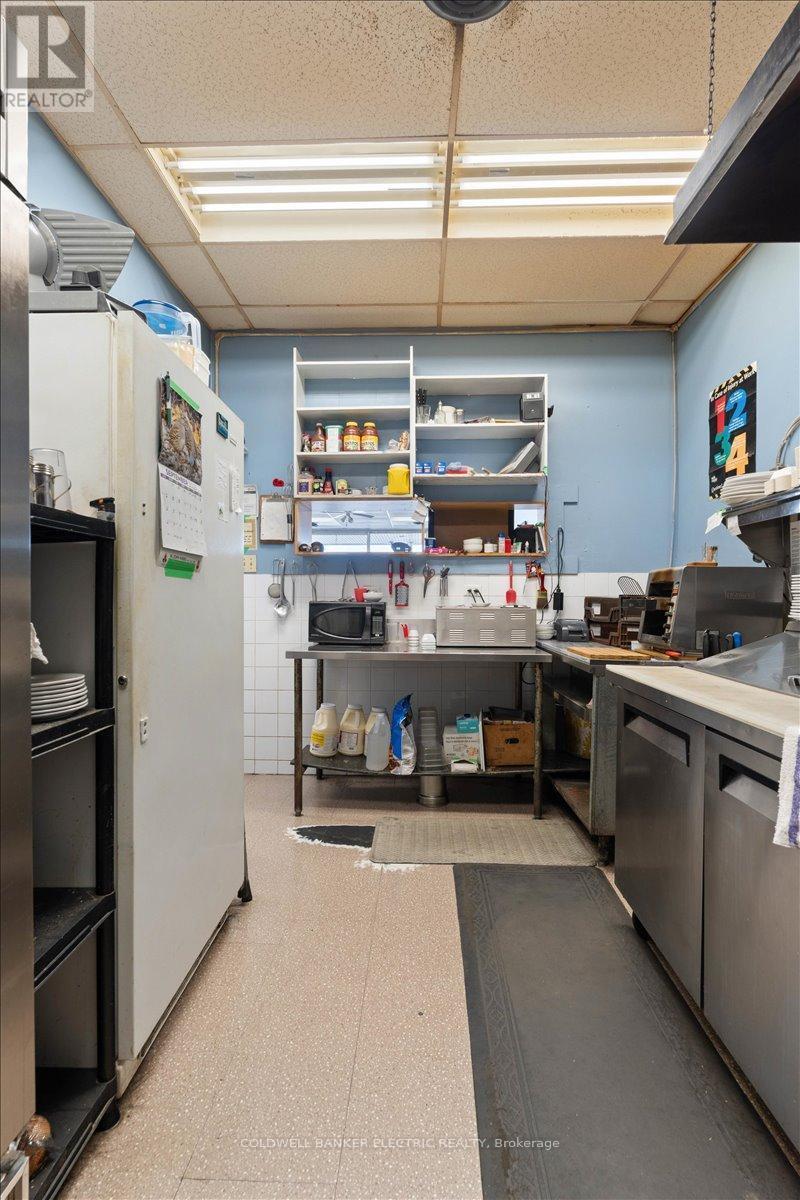 Unit #10 - 833 Chemong Road, Peterborough (Northcrest Ward 5), ON