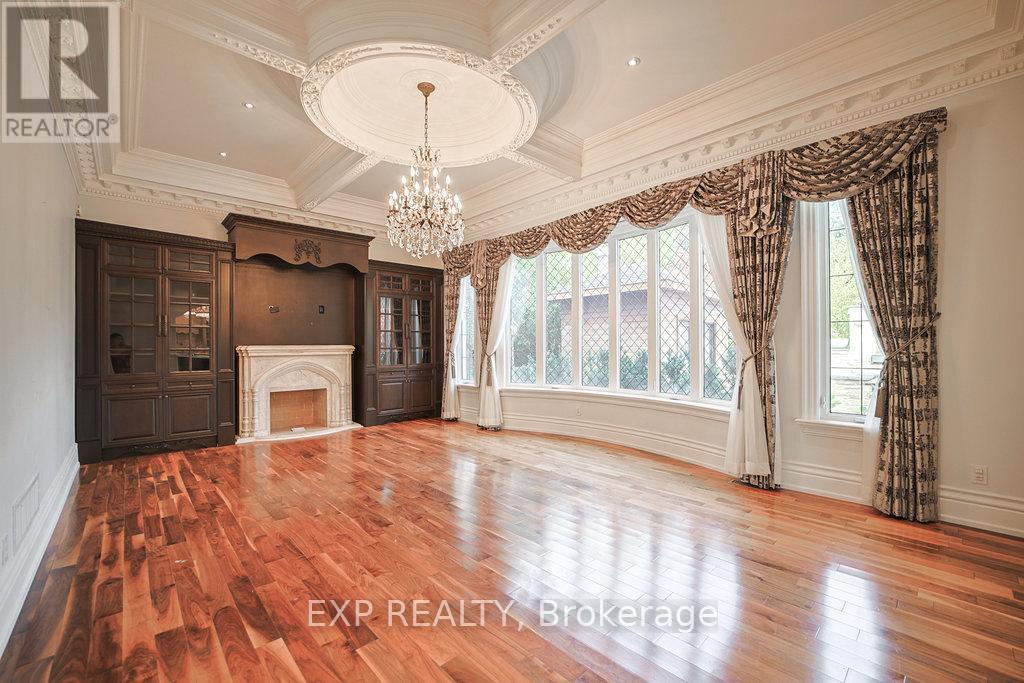 68 Davidson Drive, Vaughan, ON - Indoor Photo Showing Other Room With Fireplace