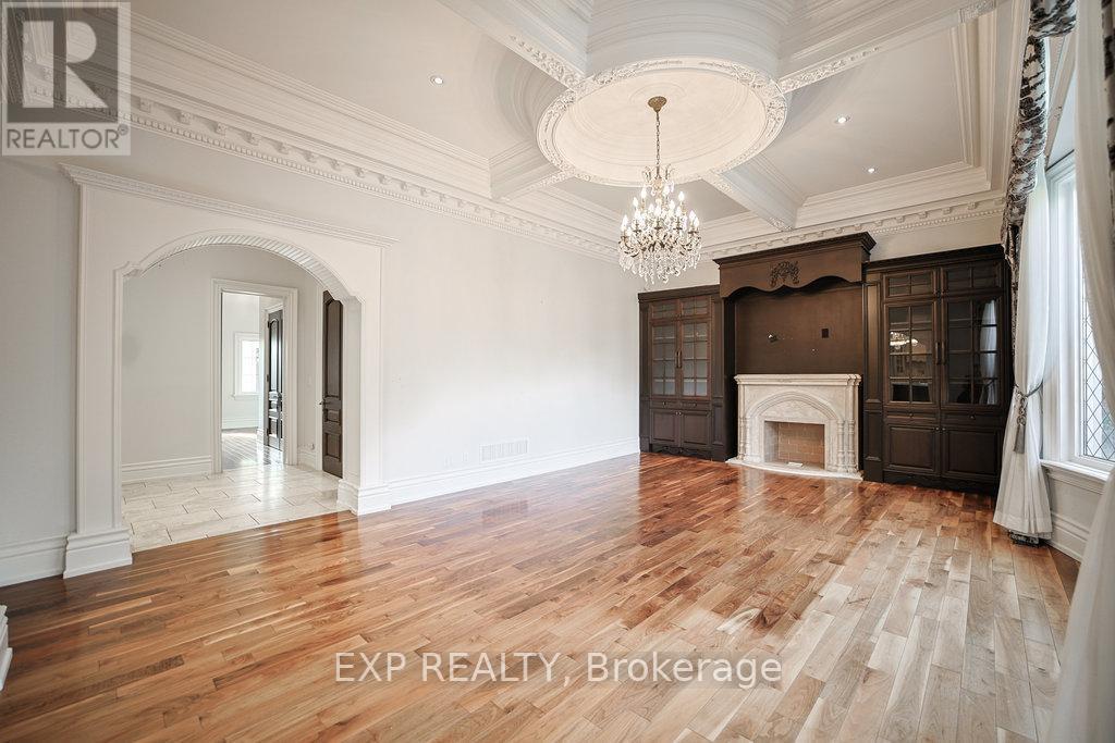 68 Davidson Drive, Vaughan, ON - Indoor With Fireplace