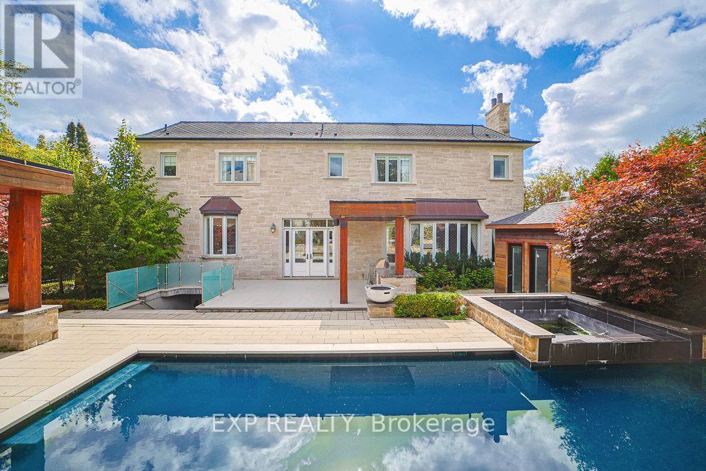 68 Davidson Drive, Vaughan, ON - Outdoor With In Ground Pool