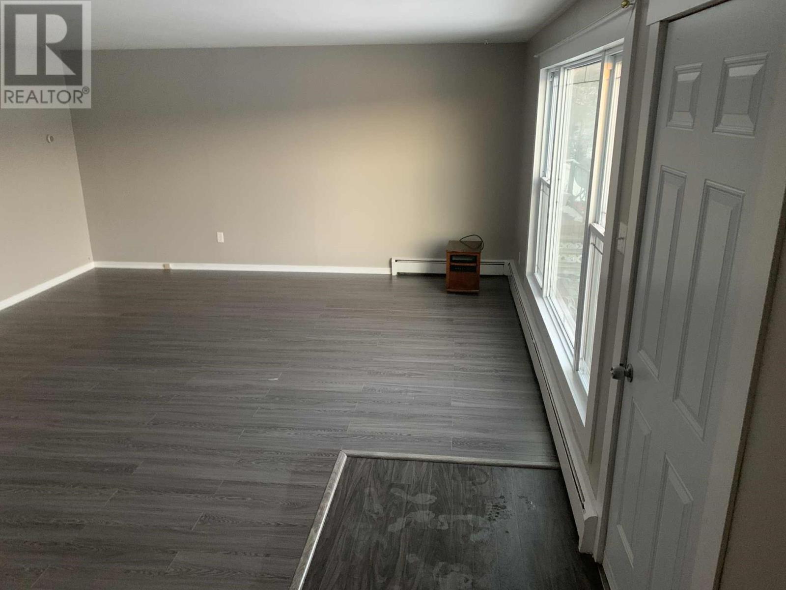 15-21 High Street, Baie Verte, NL - Indoor Photo Showing Other Room