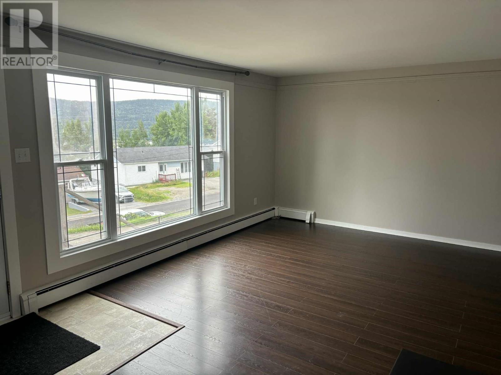 15-21 High Street, Baie Verte, NL - Indoor Photo Showing Other Room