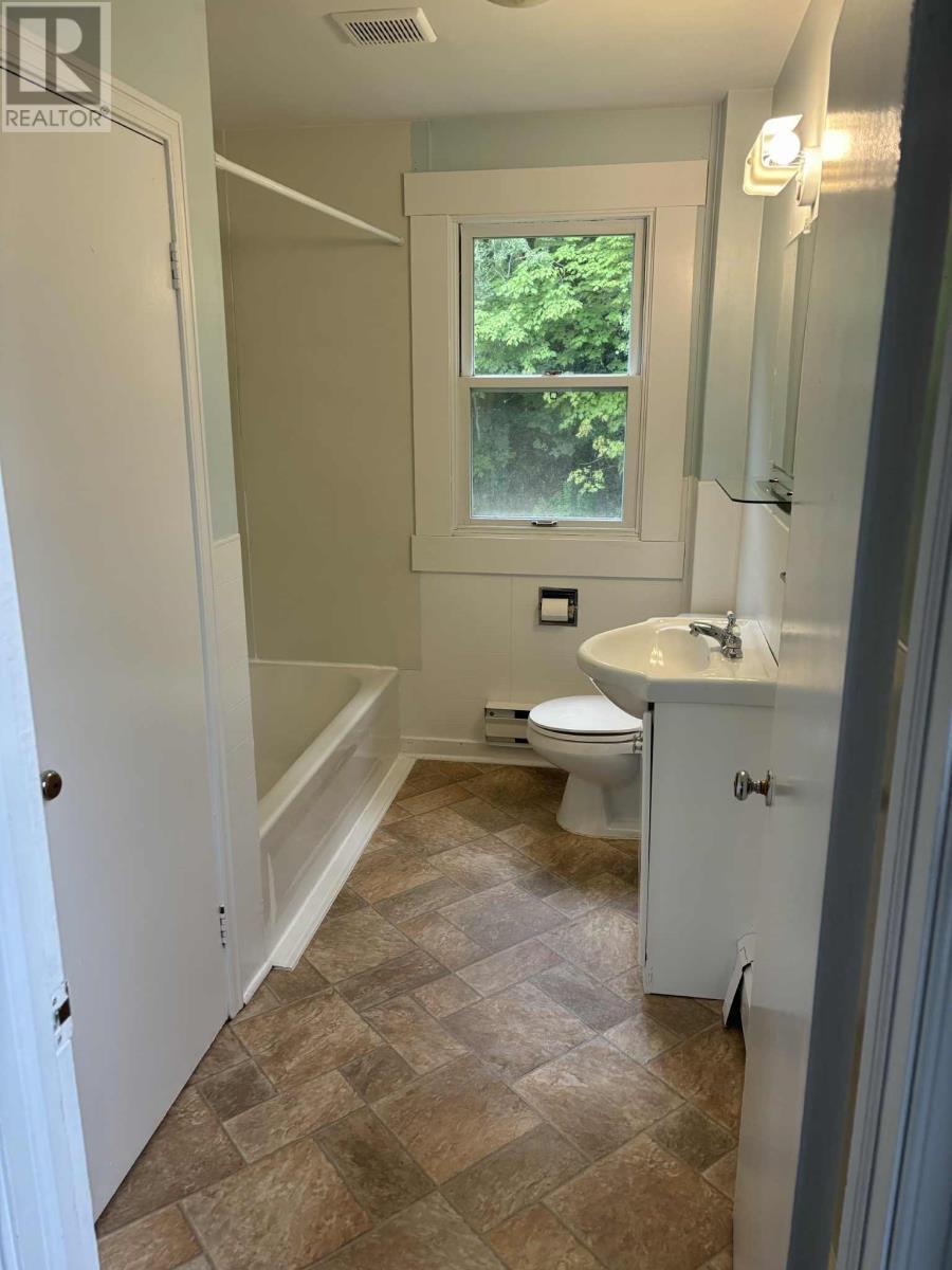 15-21 High Street, Baie Verte, NL - Indoor Photo Showing Bathroom