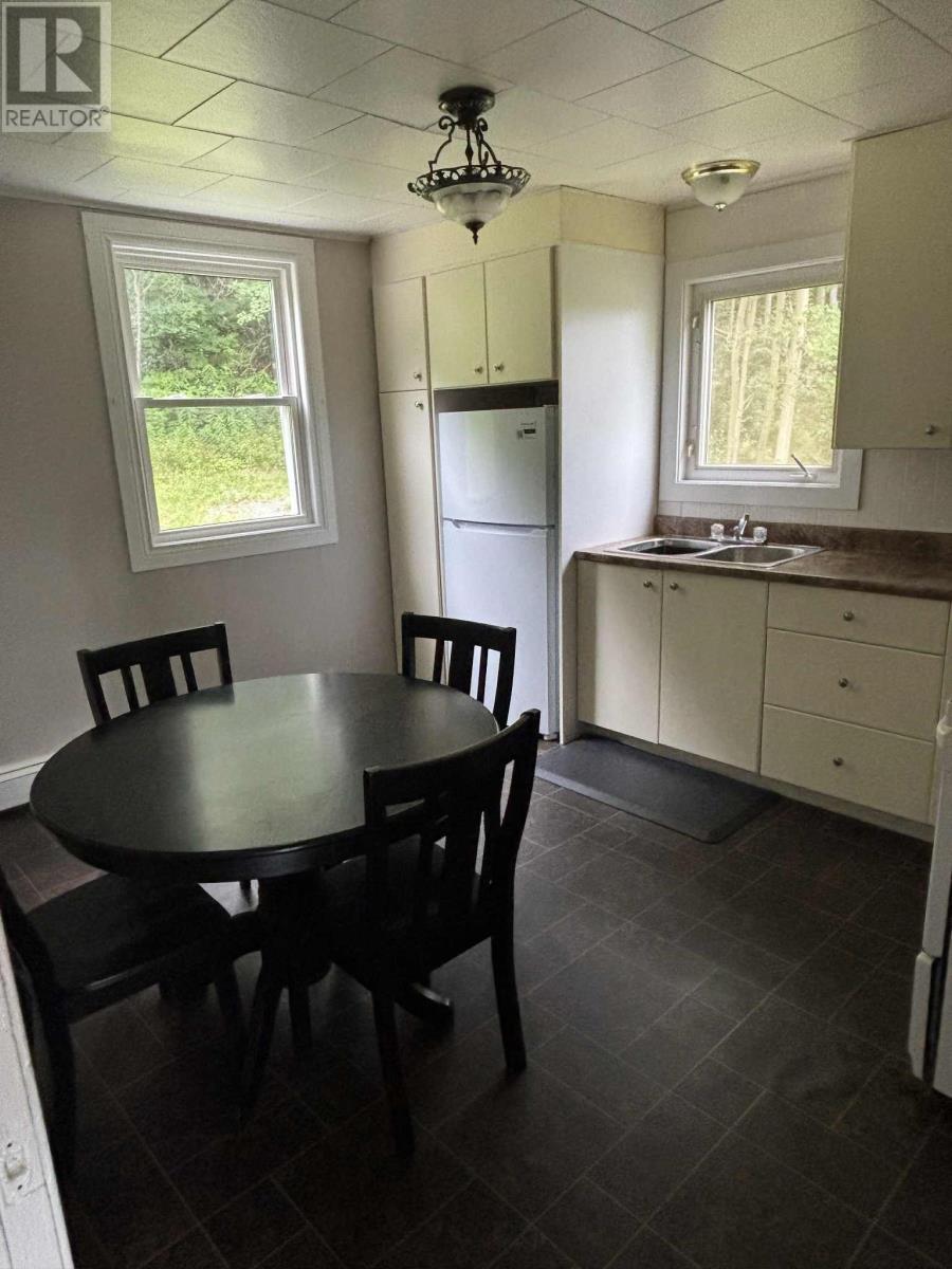 15-21 High Street, Baie Verte, NL - Indoor Photo Showing Dining Room