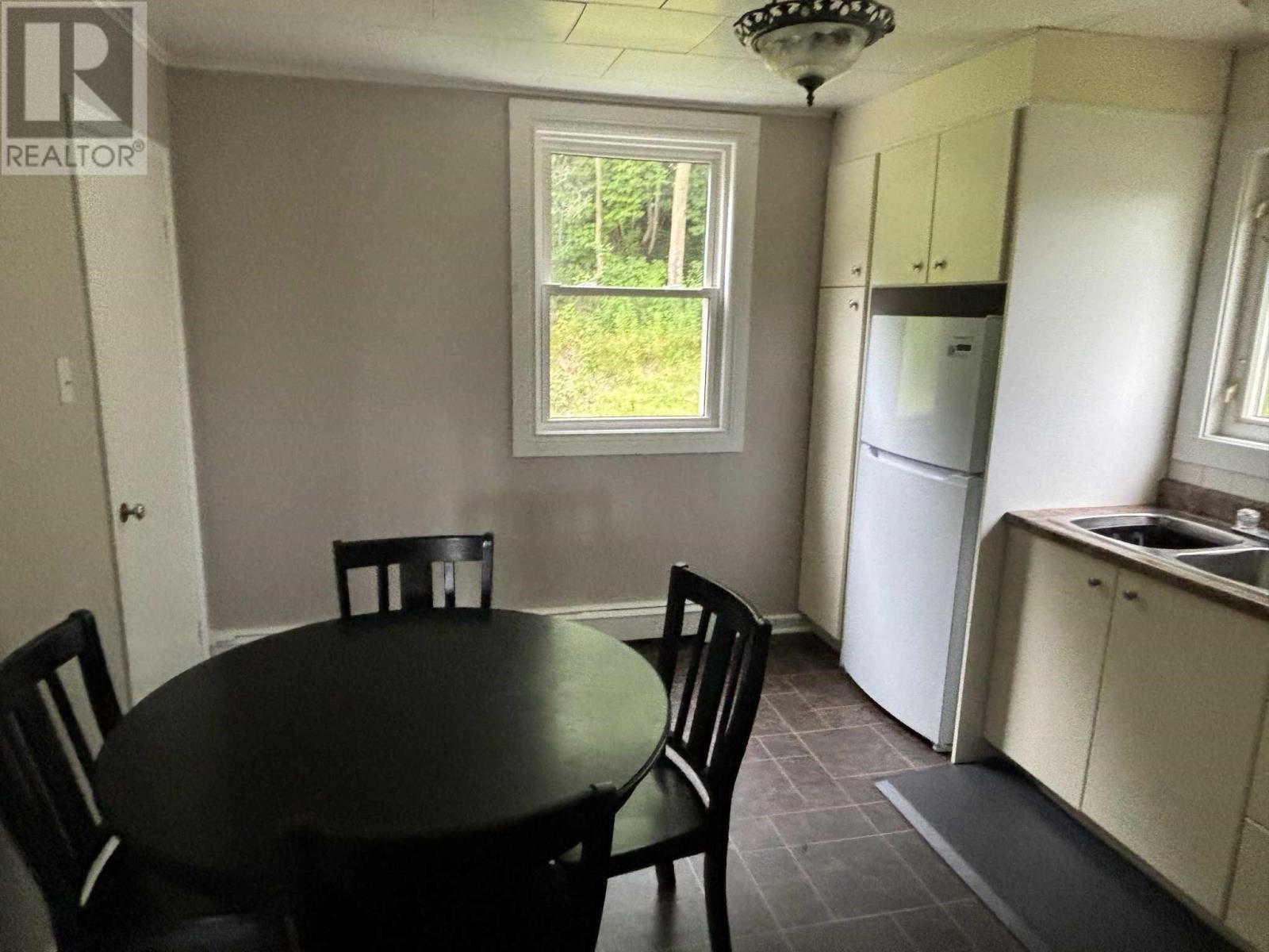 15-21 High Street, Baie Verte, NL - Indoor