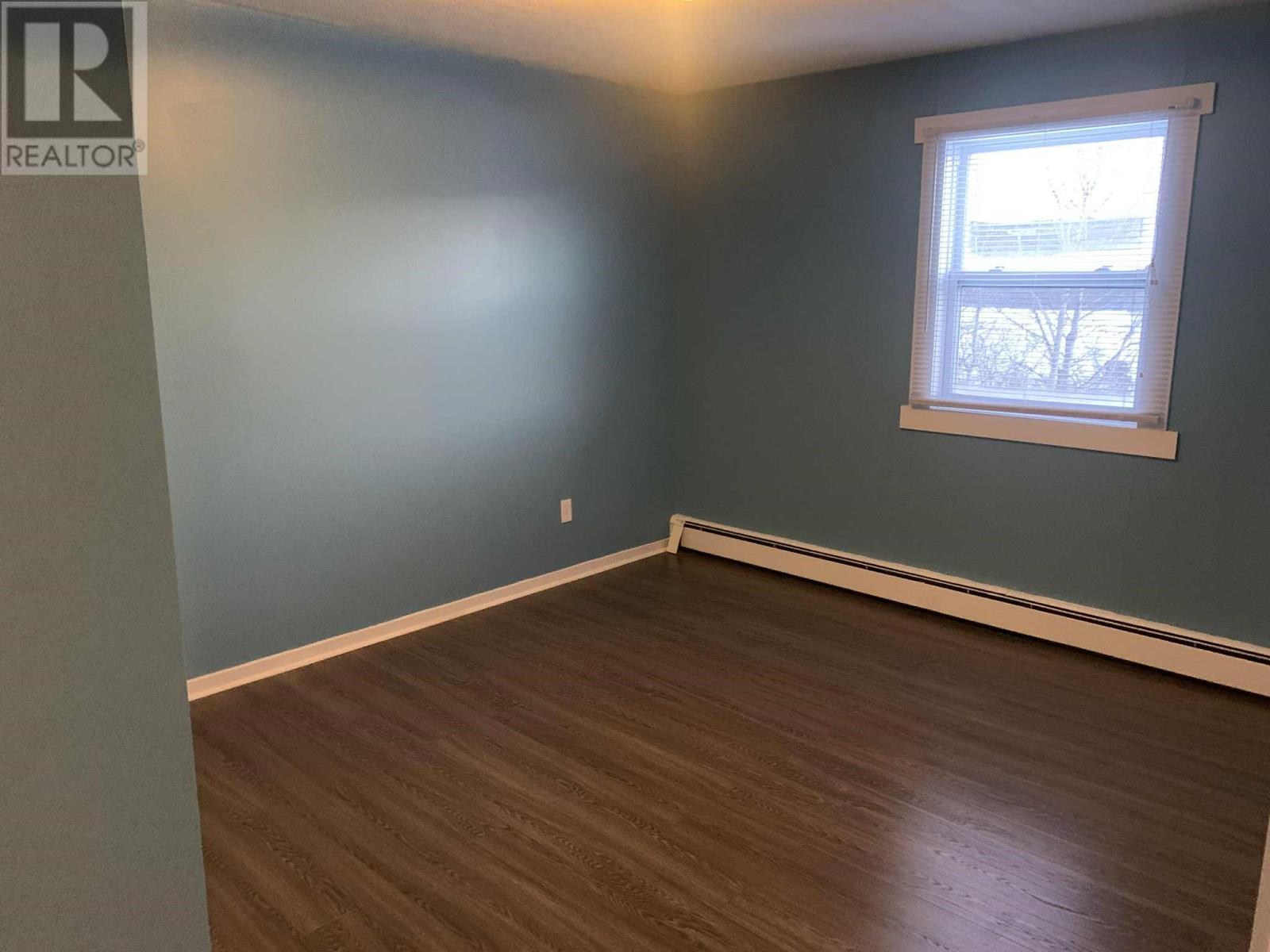 15-21 High Street, Baie Verte, NL - Indoor Photo Showing Other Room