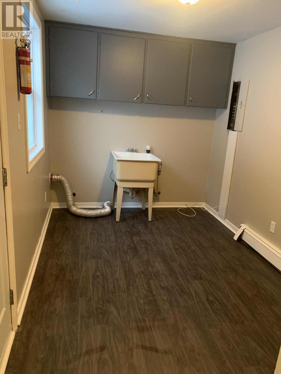 15-21 High Street, Baie Verte, NL - Indoor Photo Showing Other Room