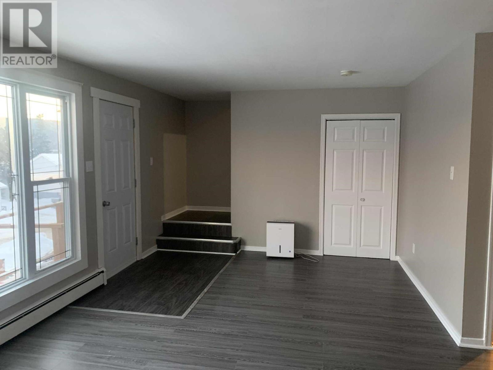 15-21 High Street, Baie Verte, NL - Indoor Photo Showing Other Room
