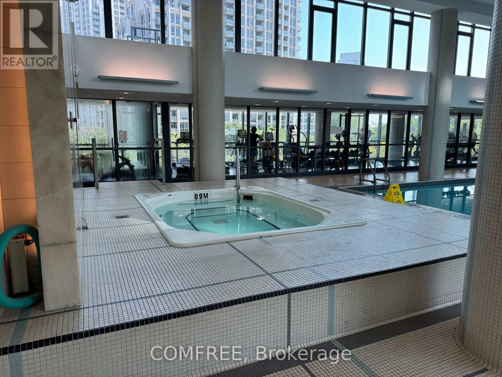 473 - 209 Fort York Boulevard, Toronto (Niagara), ON - Indoor Photo Showing Other Room With In Ground Pool