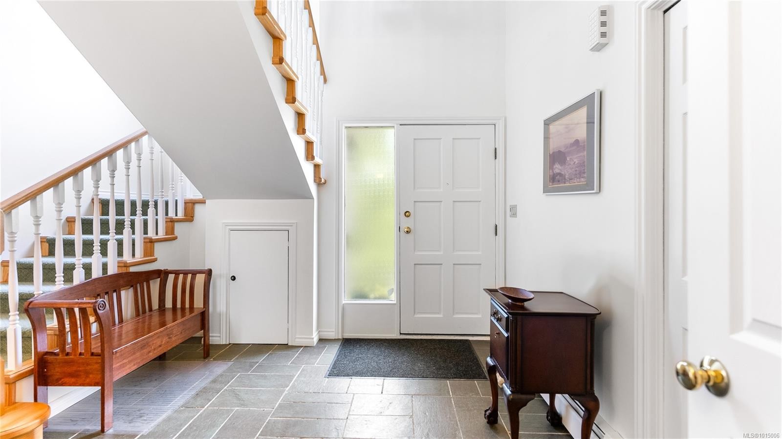 2059 Saltair Pl, Saanich, BC