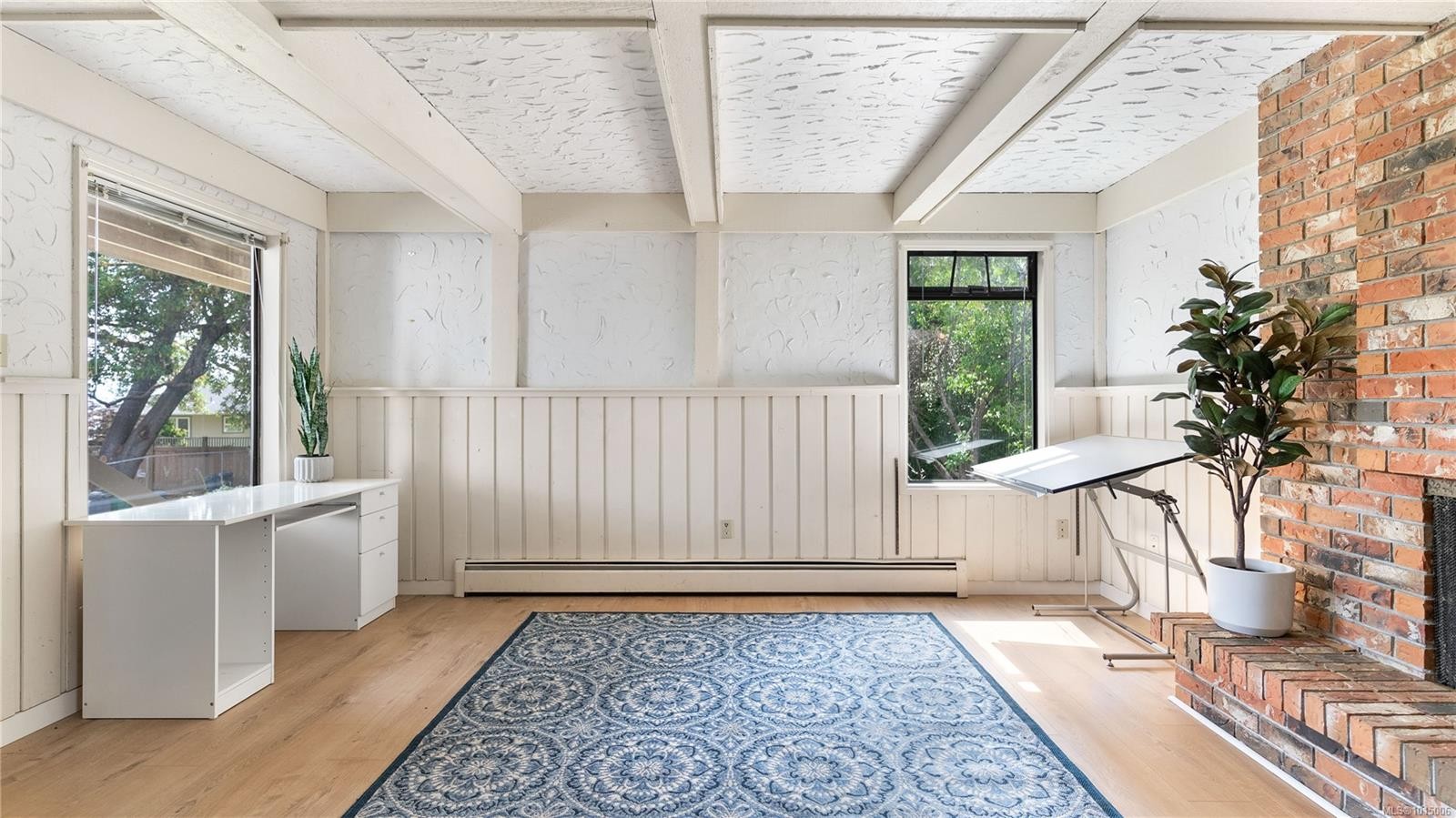 2059 Saltair Pl, Saanich, BC