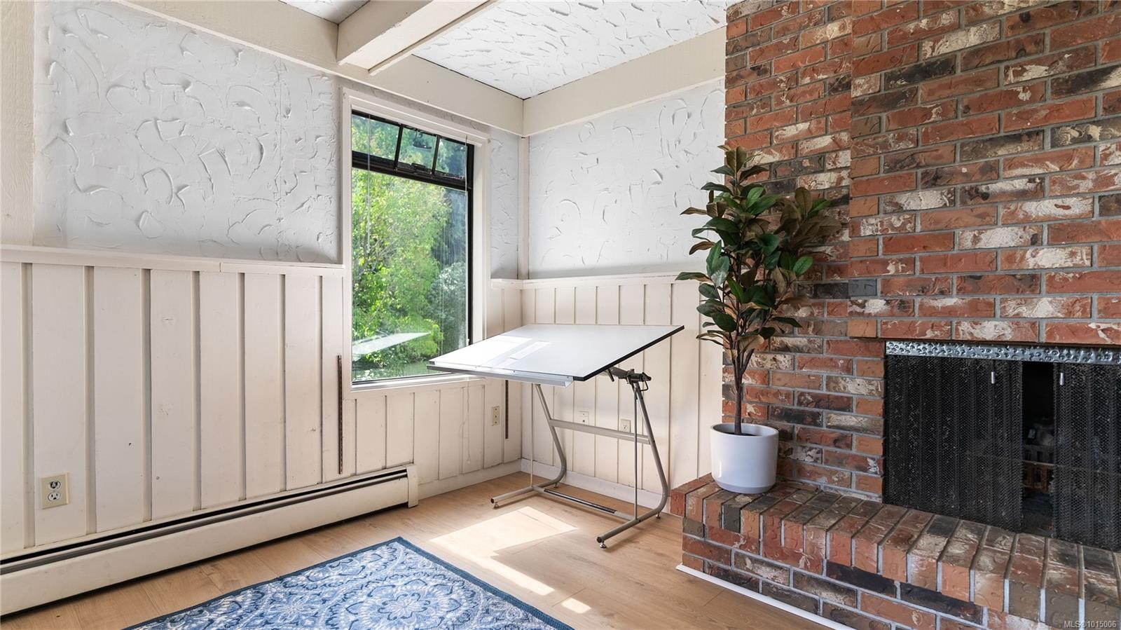 2059 Saltair Pl, Saanich, BC