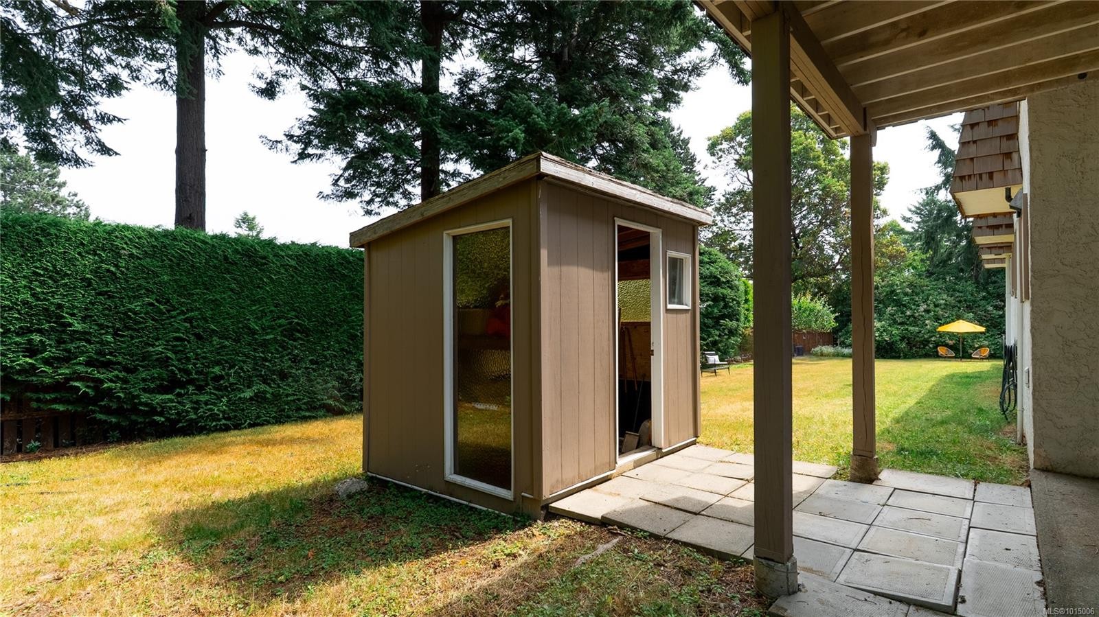 2059 Saltair Pl, Saanich, BC