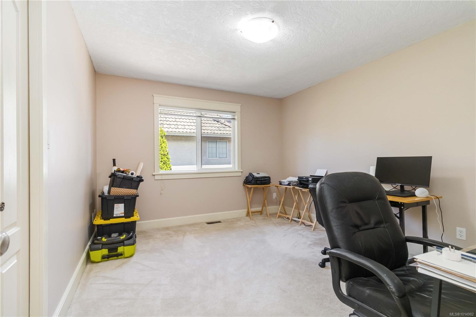 6260 Elaine Way, Central Saanich, BC