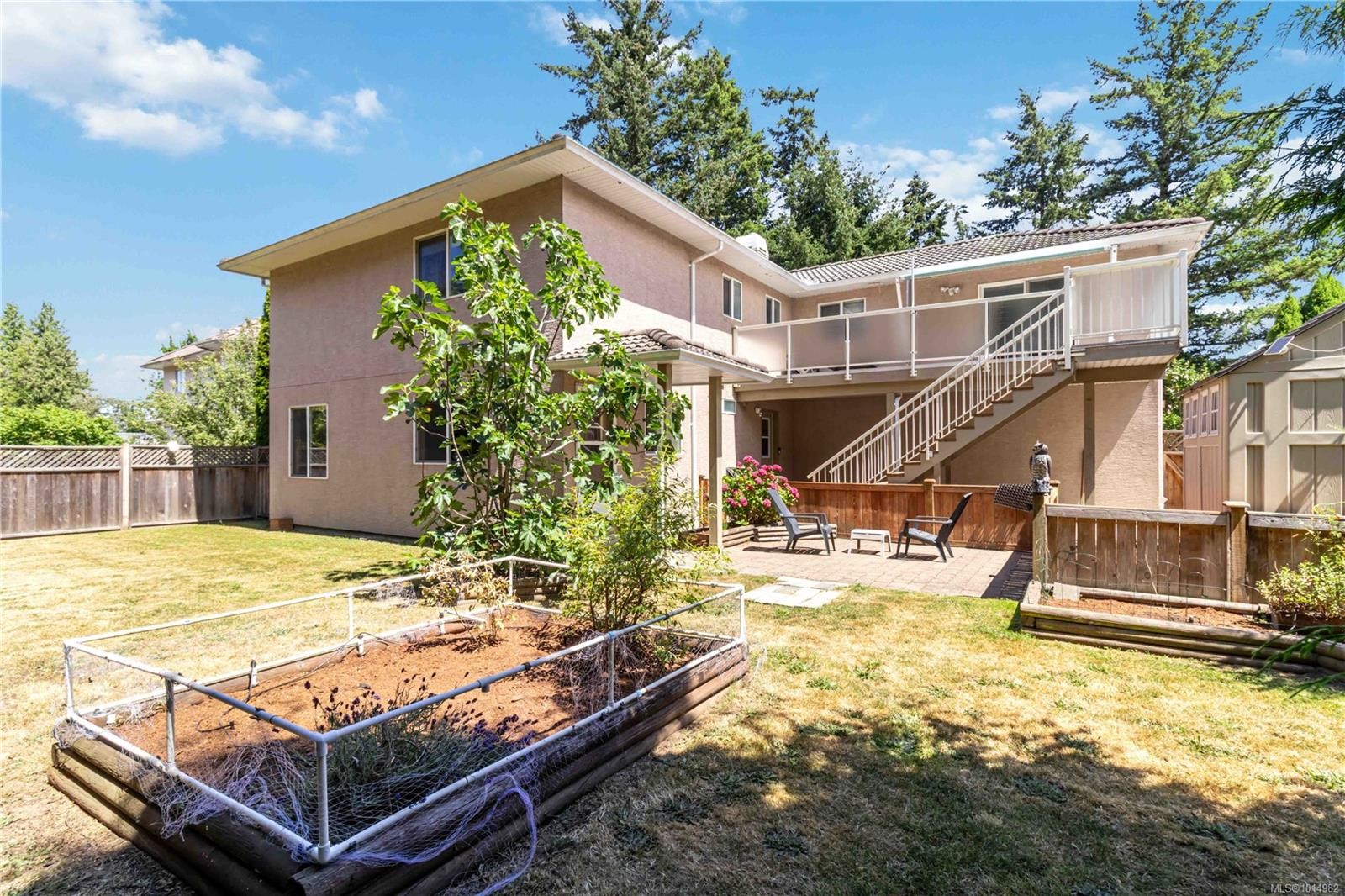 6260 Elaine Way, Central Saanich, BC
