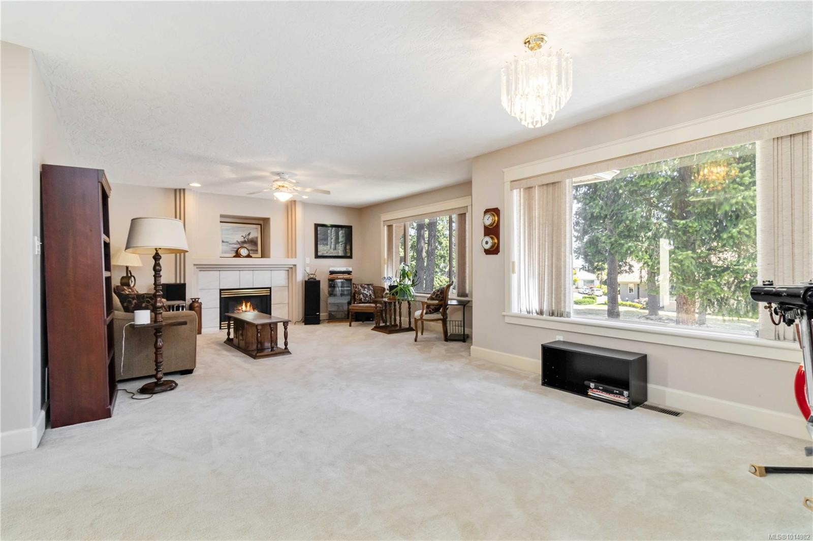 6260 Elaine Way, Central Saanich, BC