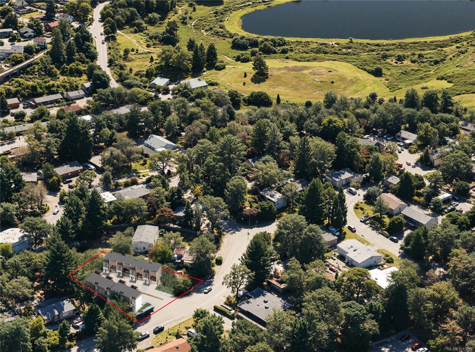 997 Karen Cres, Saanich, BC