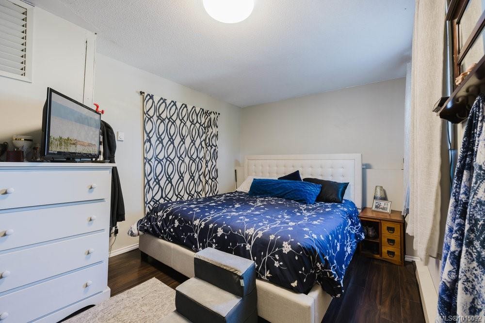 997 Karen Cres, Saanich, BC