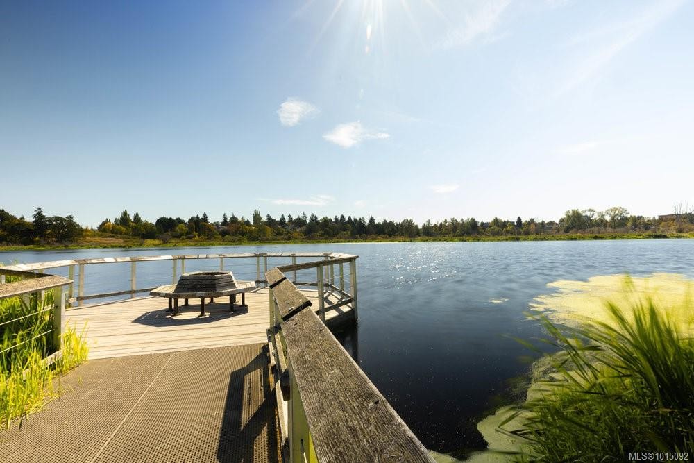 997 Karen Cres, Saanich, BC