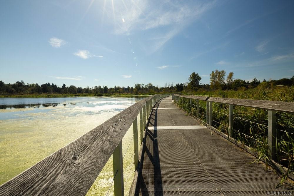 997 Karen Cres, Saanich, BC