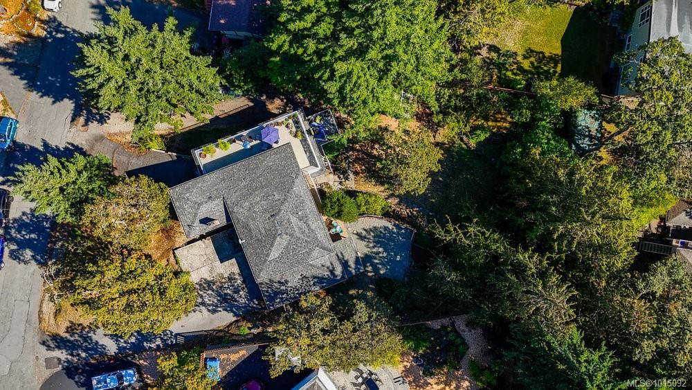 997 Karen Cres, Saanich, BC