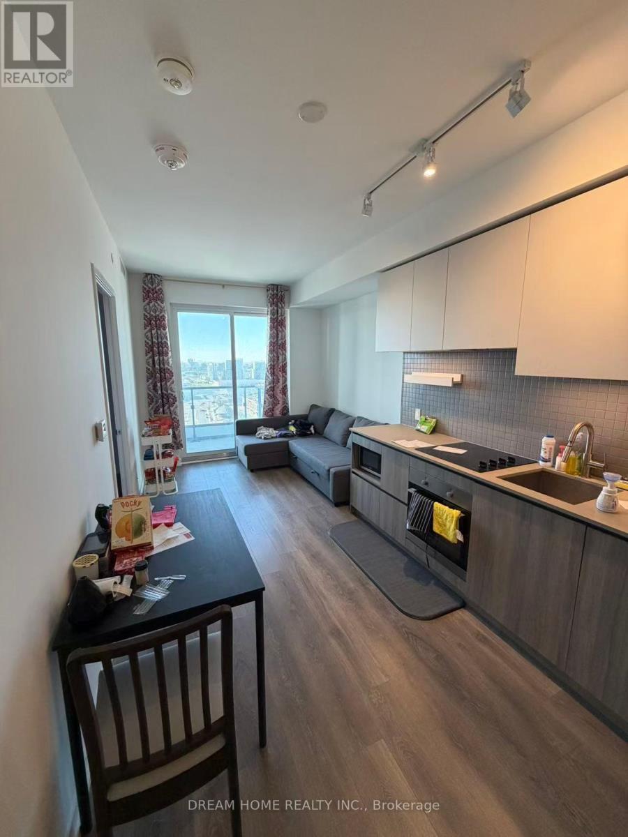 2108 - 950 Portage Parkway, Vaughan, ON - Indoor Photo Showing Other Room