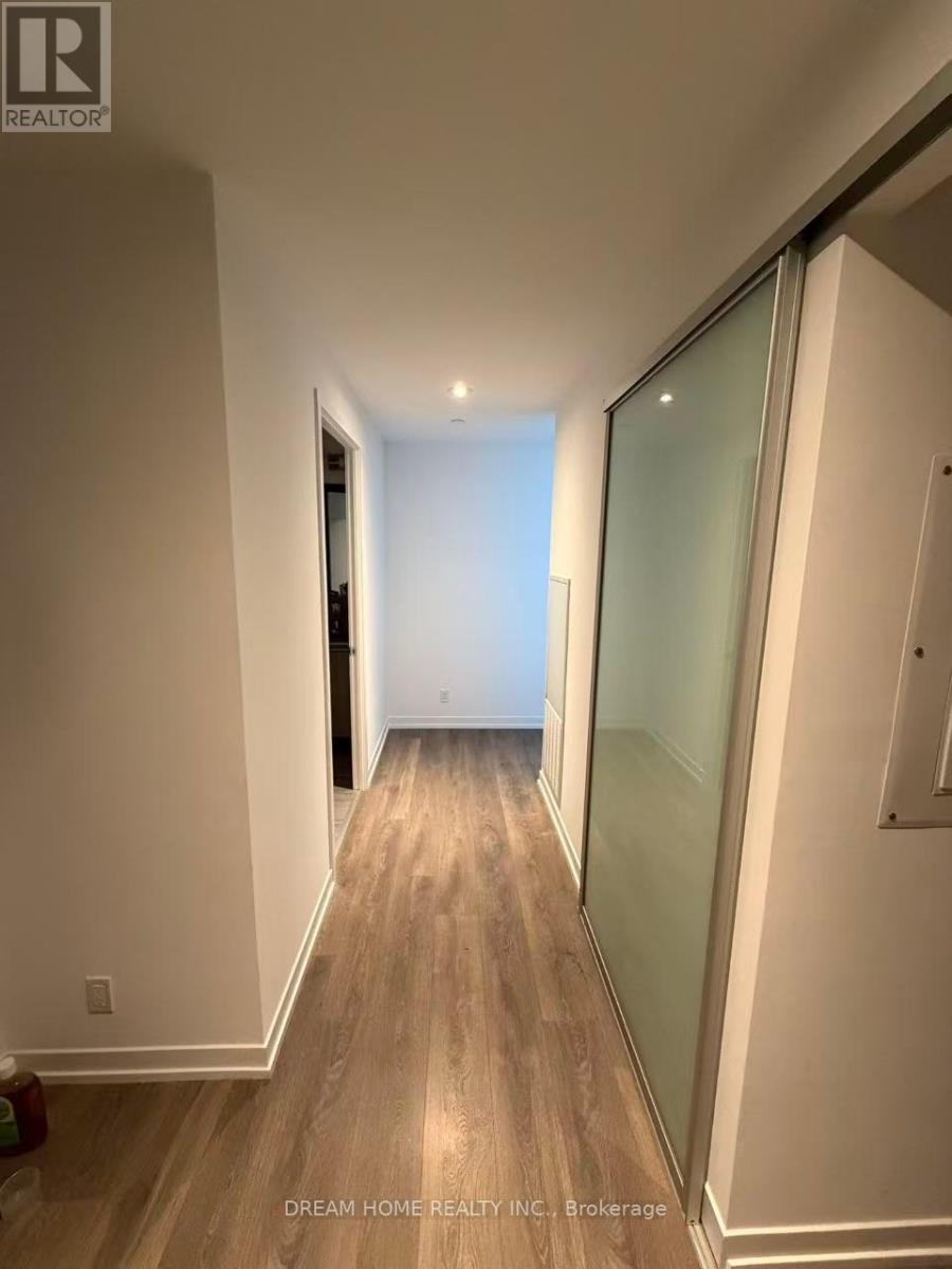 2108 - 950 Portage Parkway, Vaughan, ON - Indoor Photo Showing Other Room