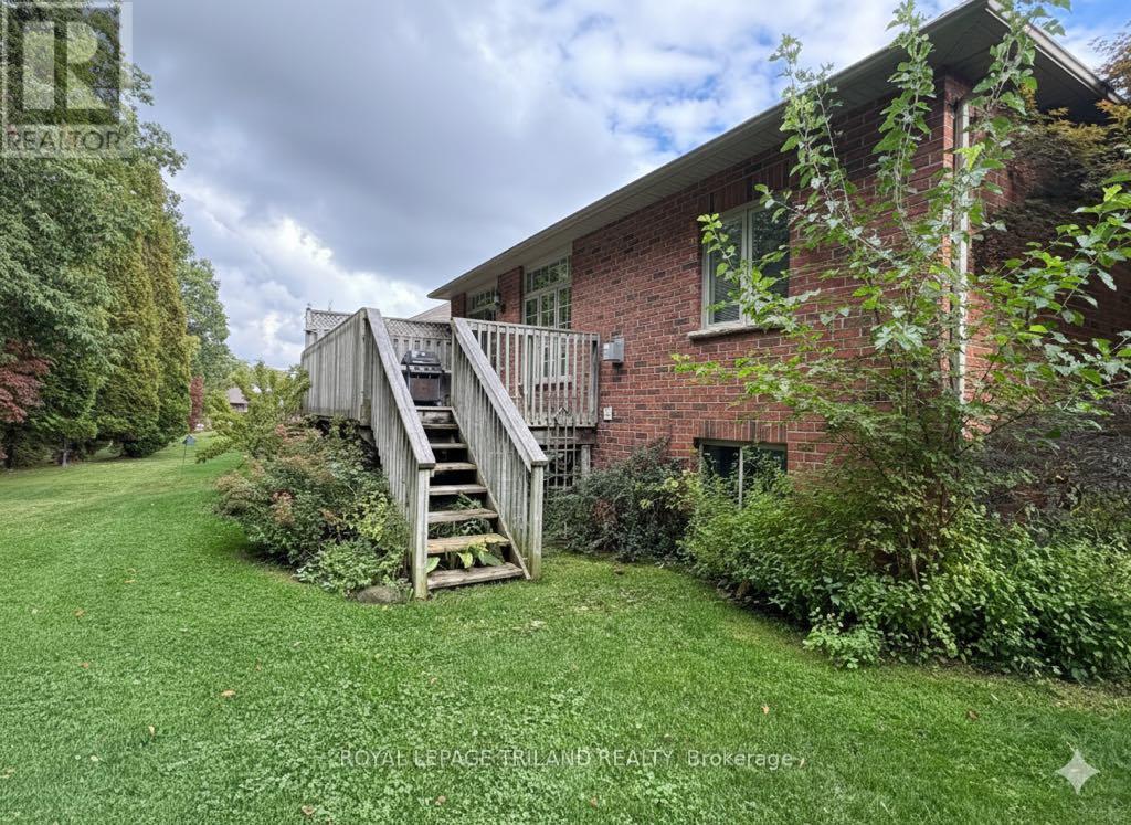 7 - 10 Cadeau Terrace, London South (South A), ON - Outdoor