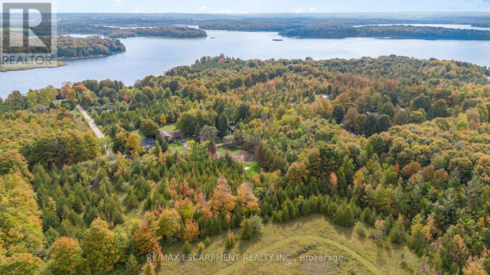 135 Sir Williams Lane, Grey Highlands, ON