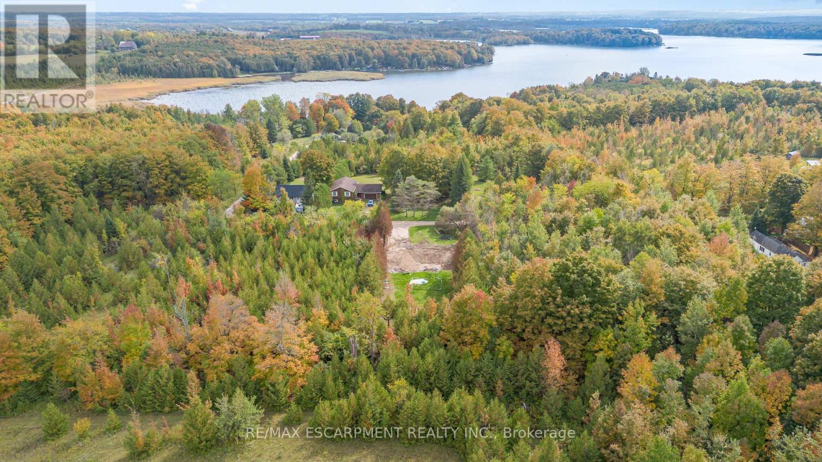 135 Sir Williams Lane, Grey Highlands, ON