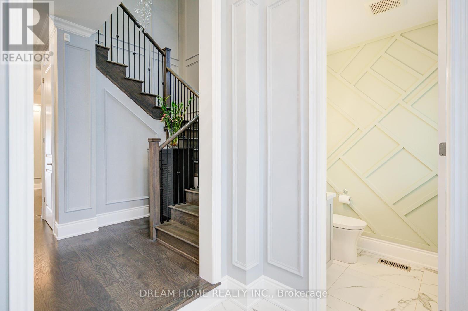 41 Mynden Way, Newmarket, ON - Indoor Photo Showing Other Room