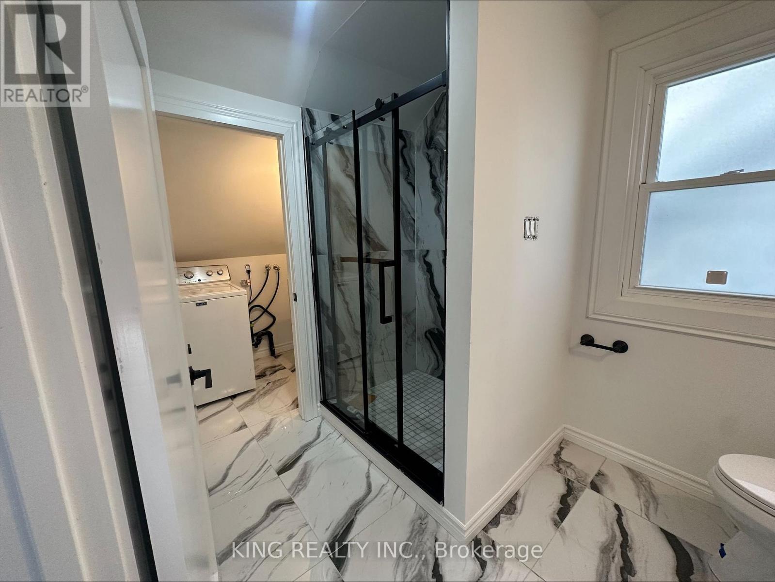 Main - 1243 Bruce Avenue, Windsor, ON - Indoor Photo Showing Other Room