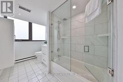4 Pc Main Bath, Glass Enclosed Shower Tub -