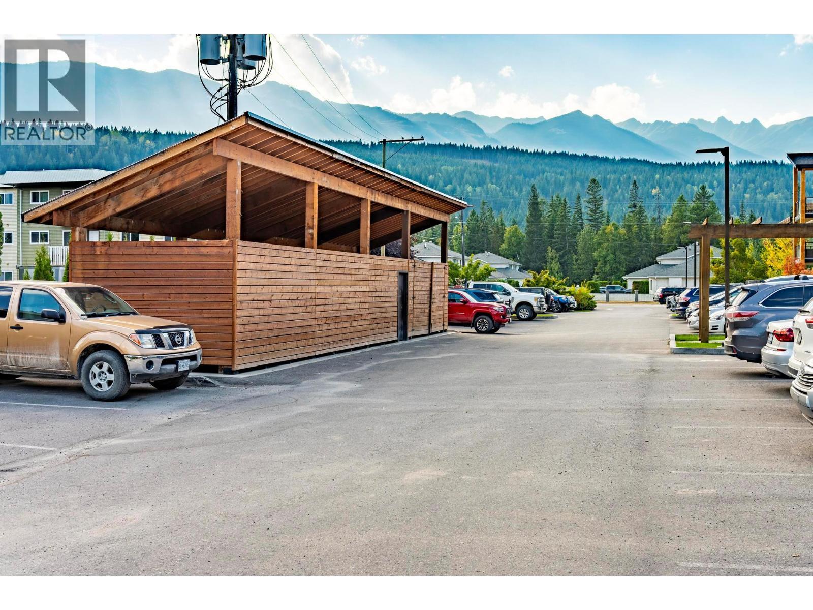 410 5Th S Avenue Unit# 1104, Golden, BC - Outdoor