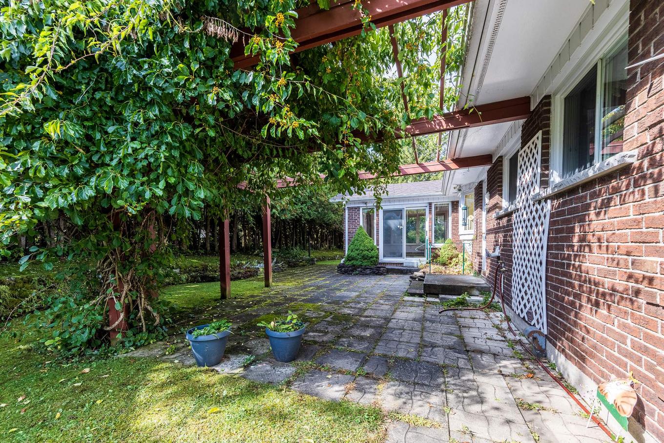 Terrasse - 15 Rue Lynch, Lac-Brome, QC - Outdoor