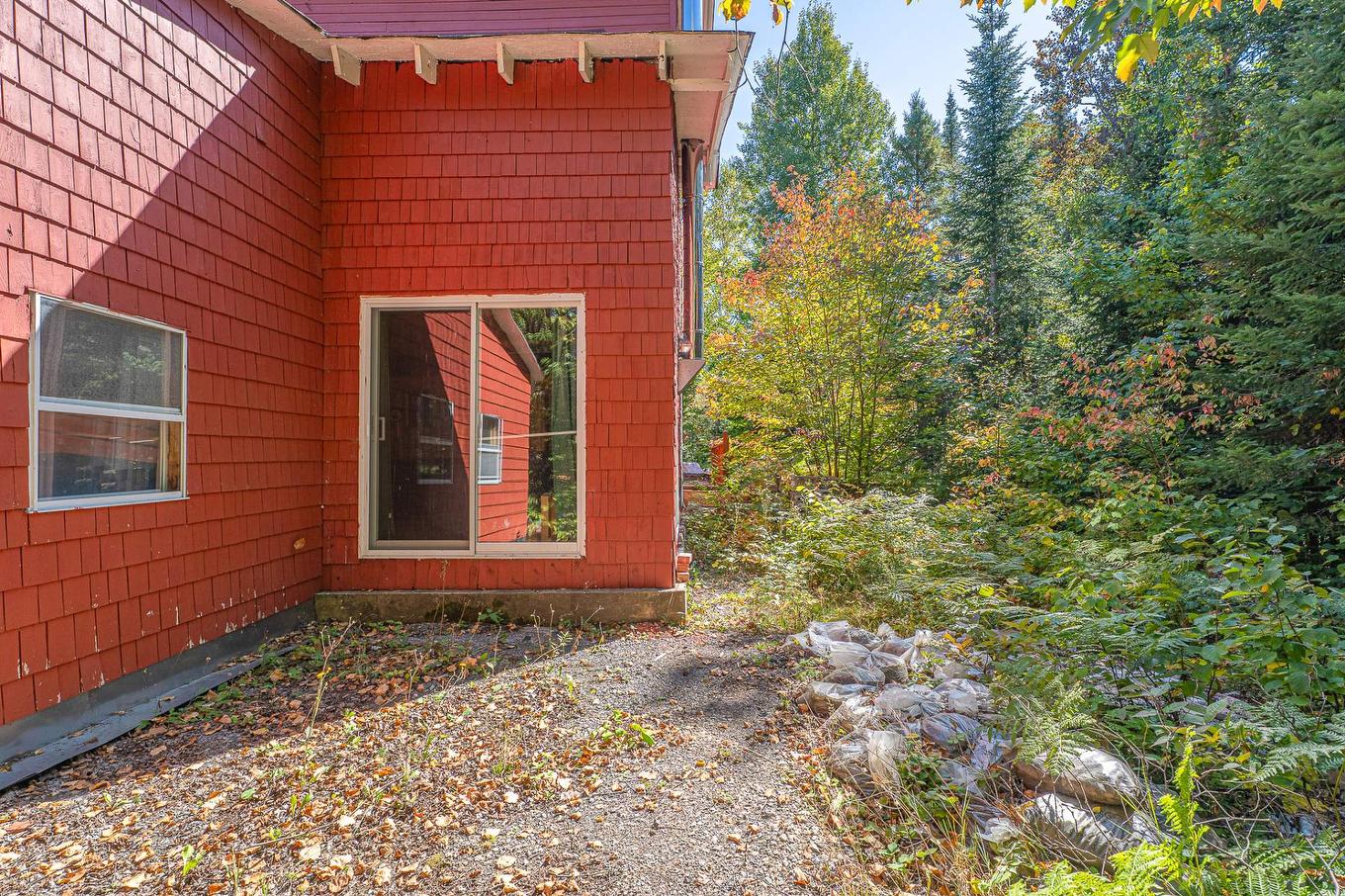 Back facade - 1996 Av. J.-C.-Cloutier, Sainte-Lucie-Des-Laurentides, QC - Outdoor With Exterior