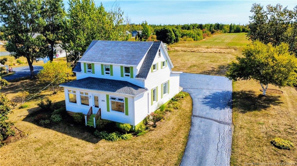 294 Bd St Pierre E, Caraquet, NB